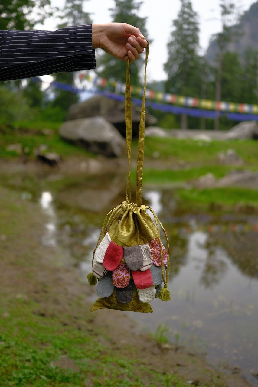 Sethan Fish Bag