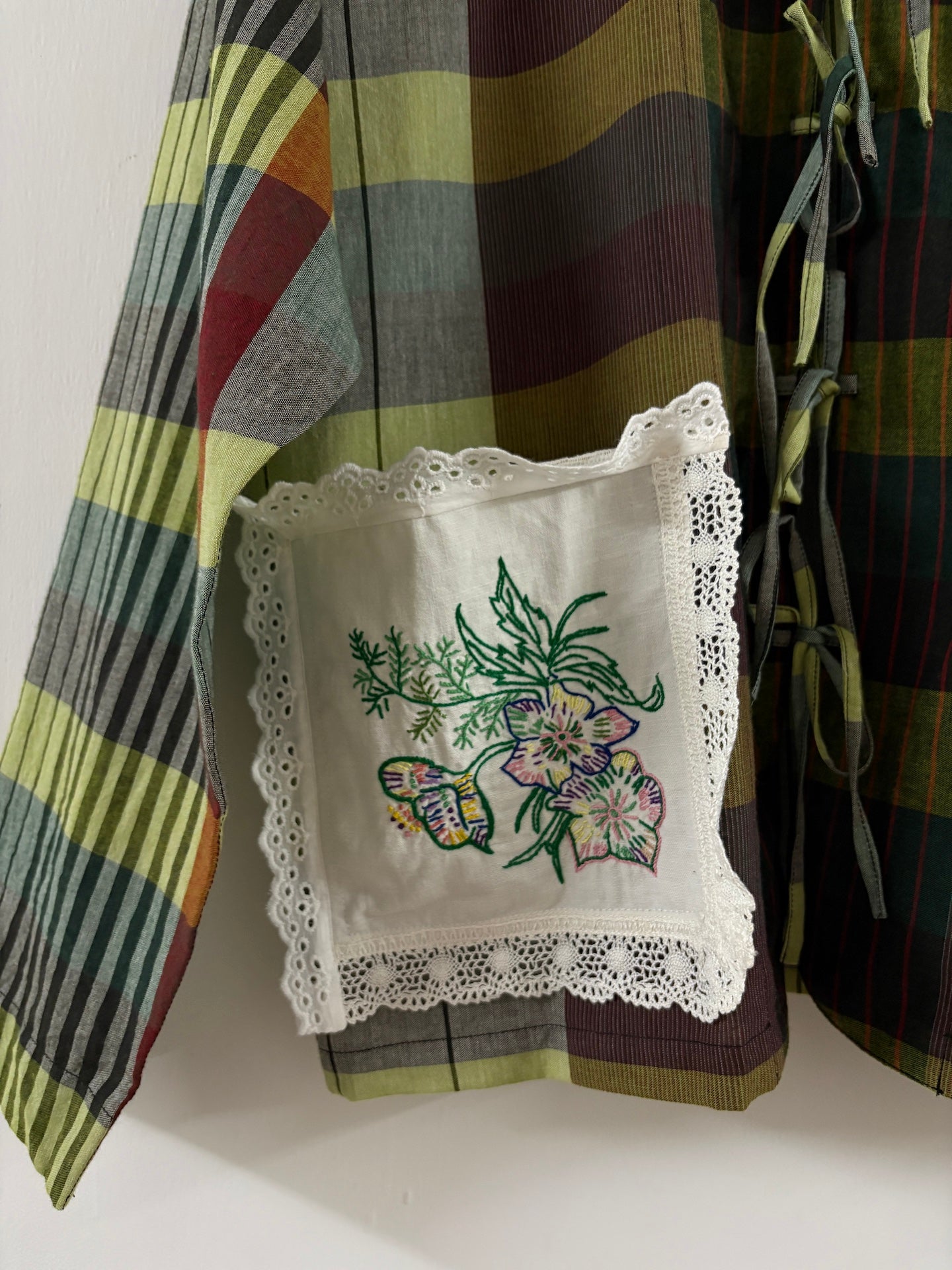 Flower & Lace Pocket Shirt